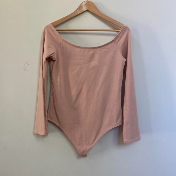 Express Dusty Pink Off Shoulder Flare Sleeve Bodysuit Large - Picture 1 of 7